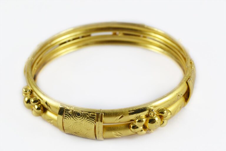 Temple-style Gold Kada