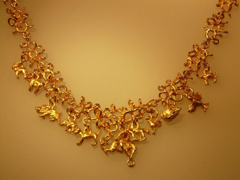 Gold Fancy Chain